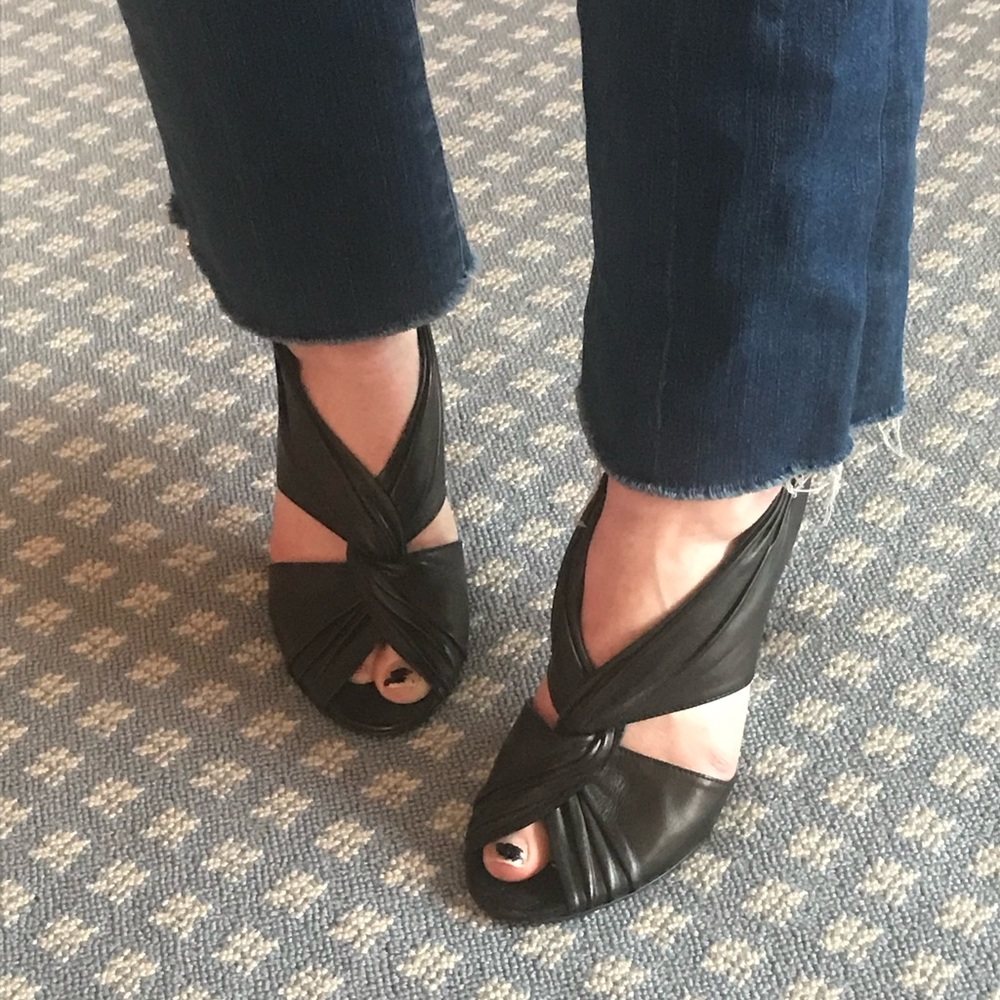 Vera Wang Lavender Label Peep Toe Heel